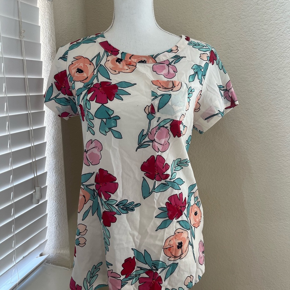 Van Heusen Floral Top with Pocket